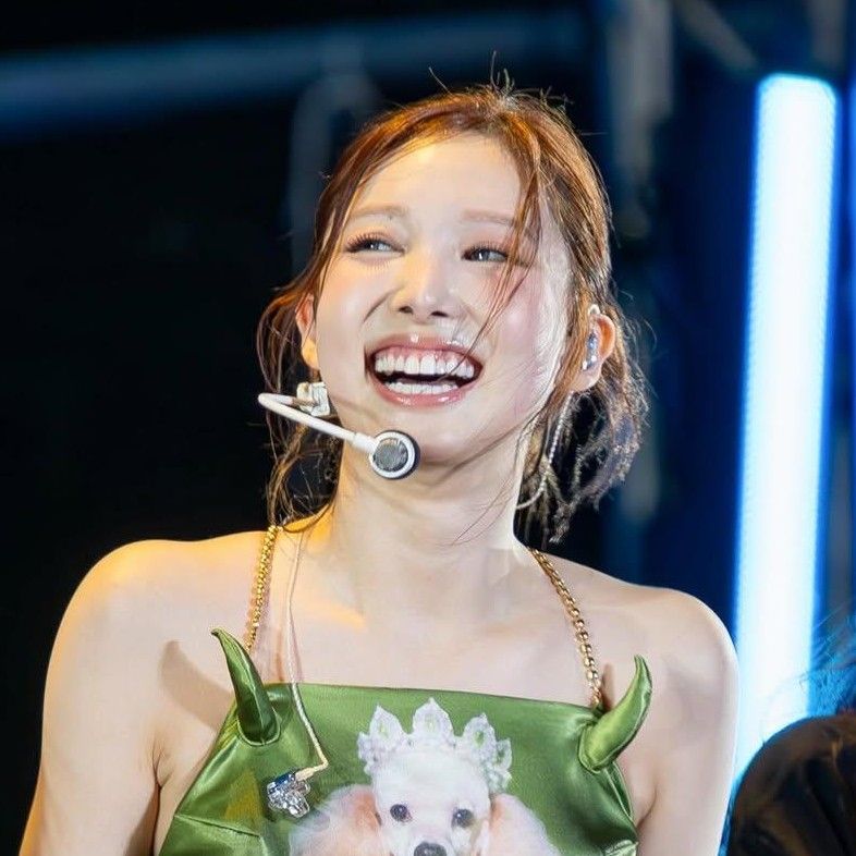 나연 (TWICE)의 최신 사진
