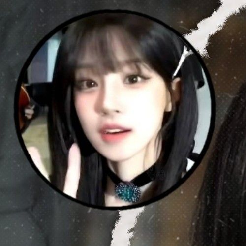 Latest photo of Yuqi (i-dle)