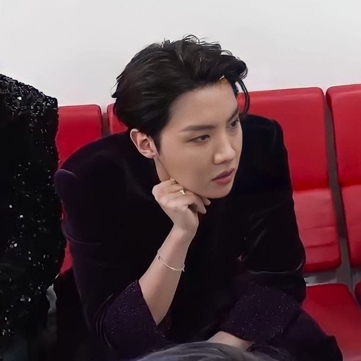 Potret di balik layar j-hope (BTS)