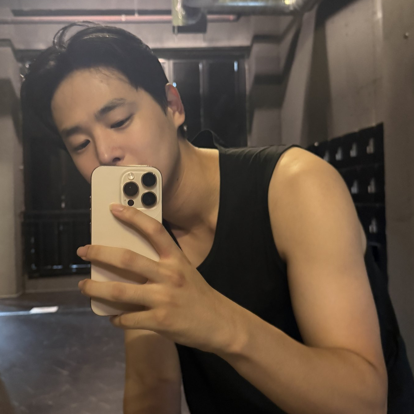 A moment captured by Choi Byungchan's fan