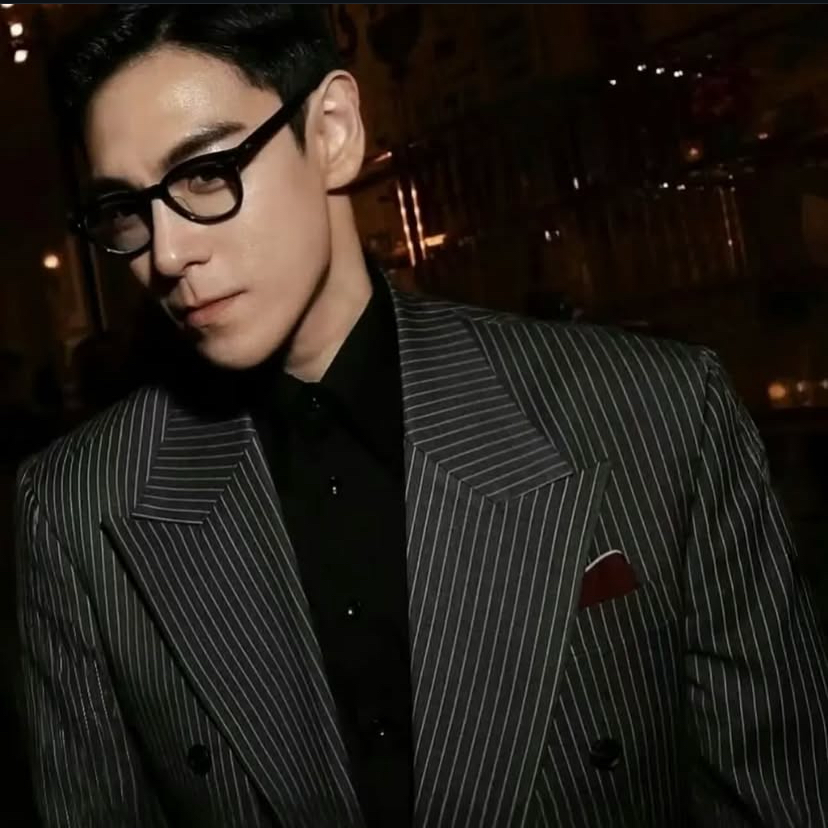 Behind-the-scenes cut of T.O.P