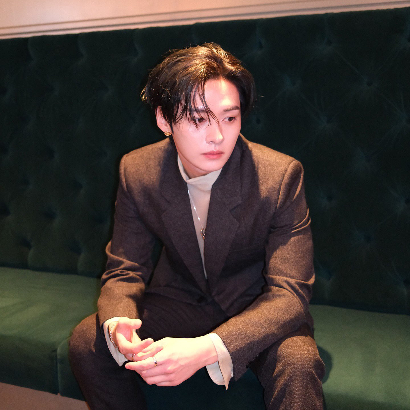 Latest photo of Lee Know (Stray Kids)