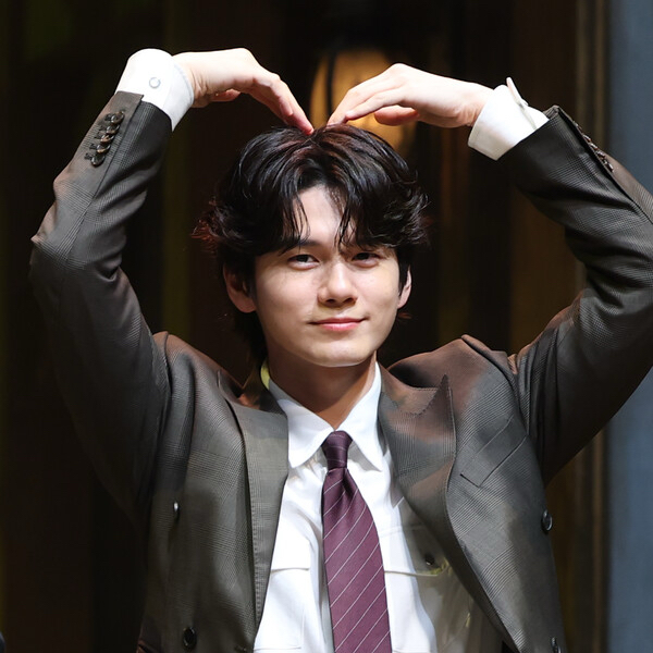 Latest photo of Ong Seongwu