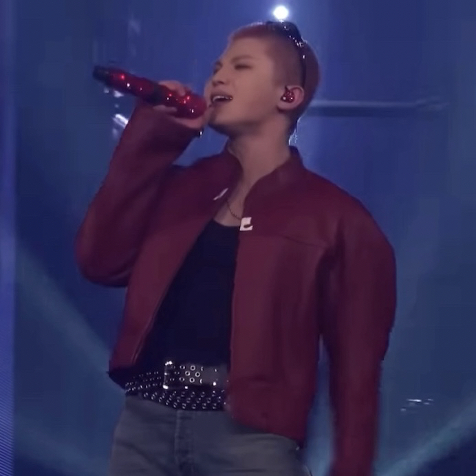 A moment captured by Woozi (SEVENTEEN)'s fan