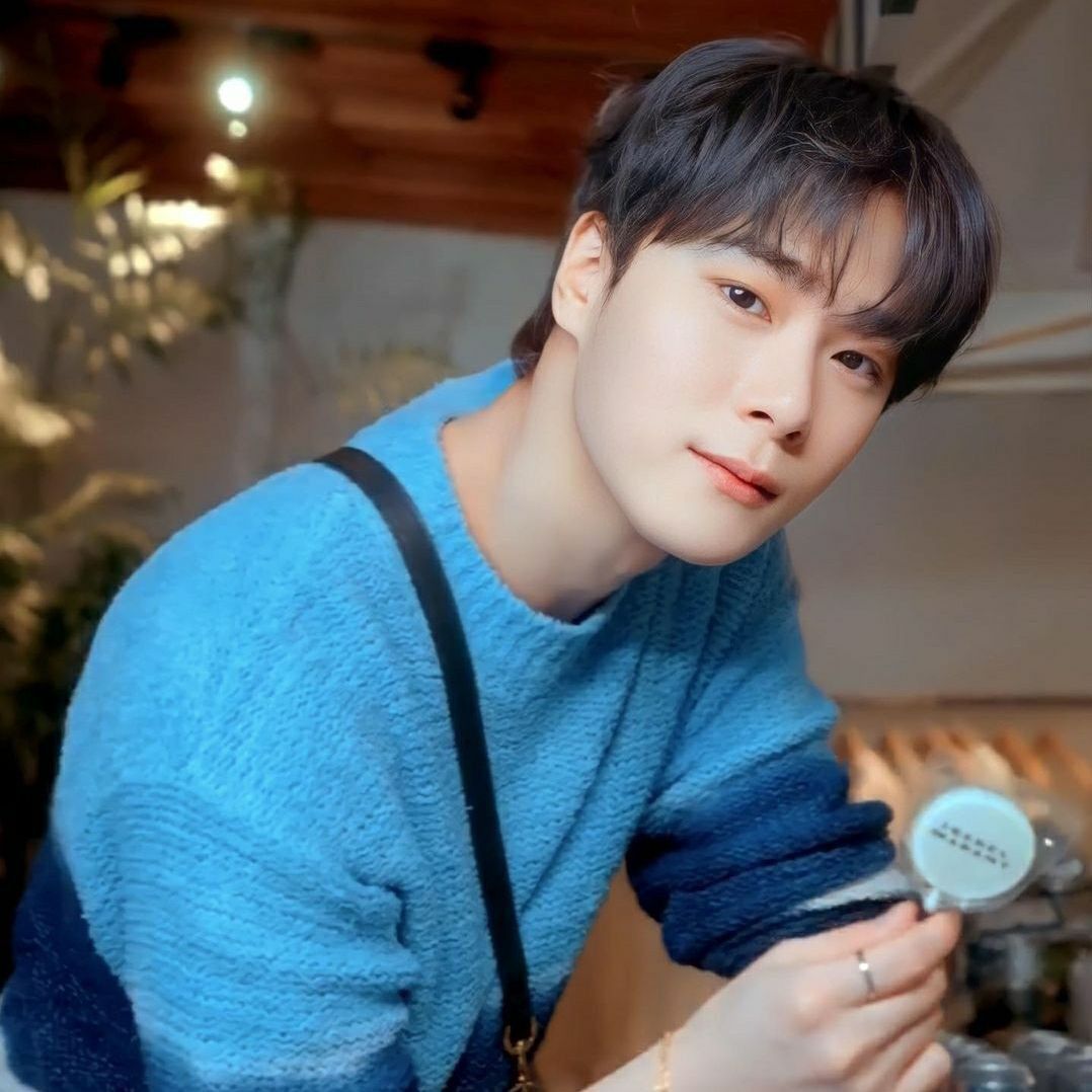 Recent activity shot of Moonbin (ASTRO)
