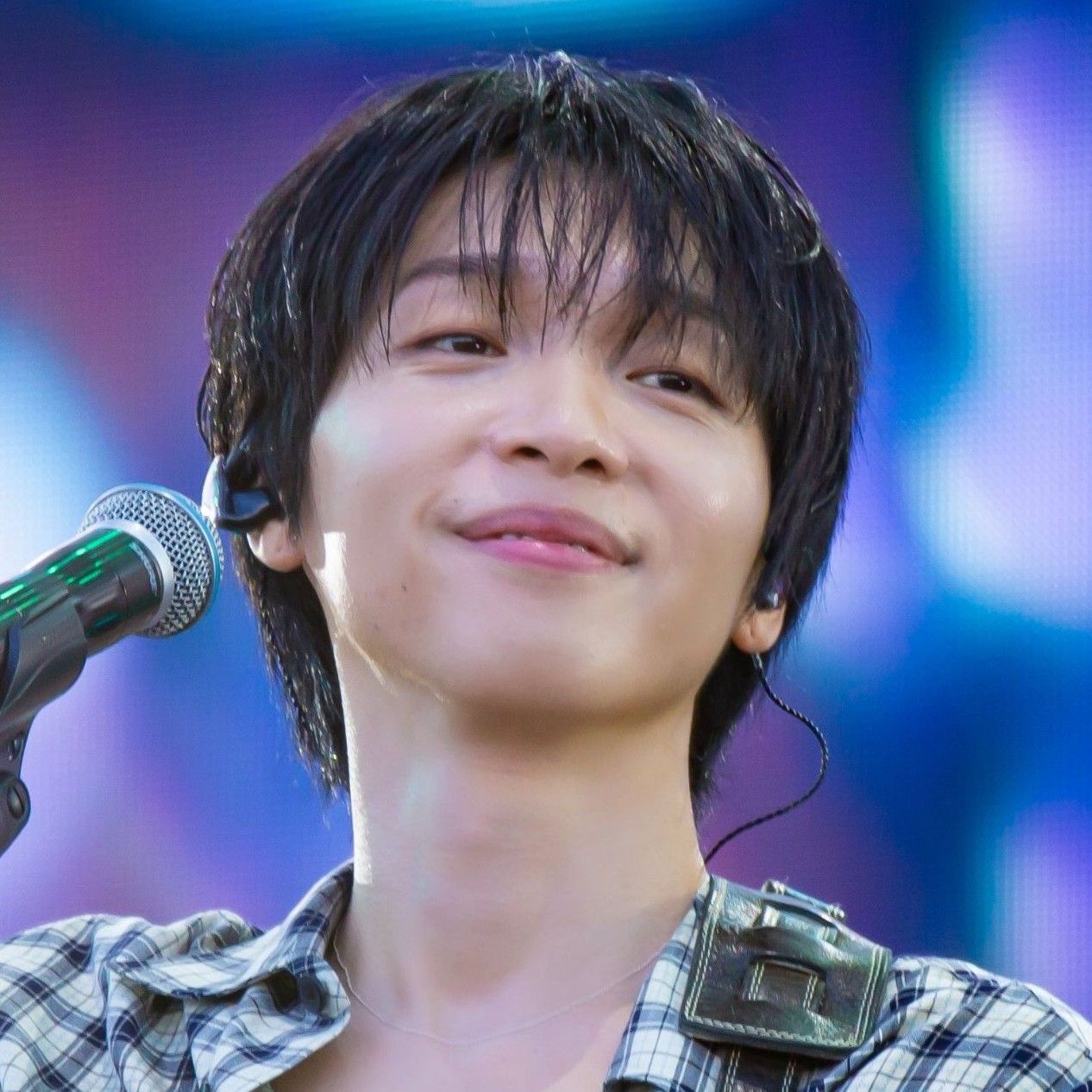 Recent activity shot of Jeong Sewoon