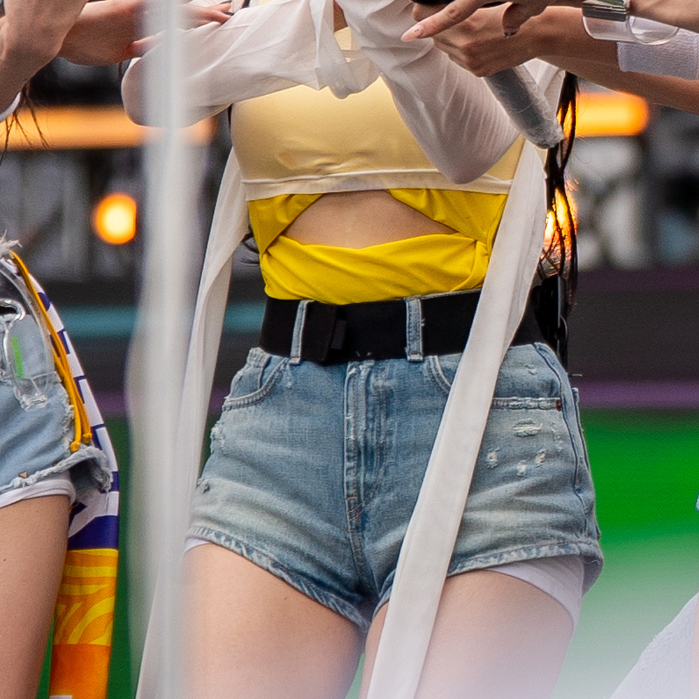 Behind-the-scenes cut of HaSeul (ARTMS)