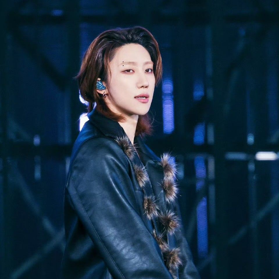 Recent activity shot of The 8 (SEVENTEEN)