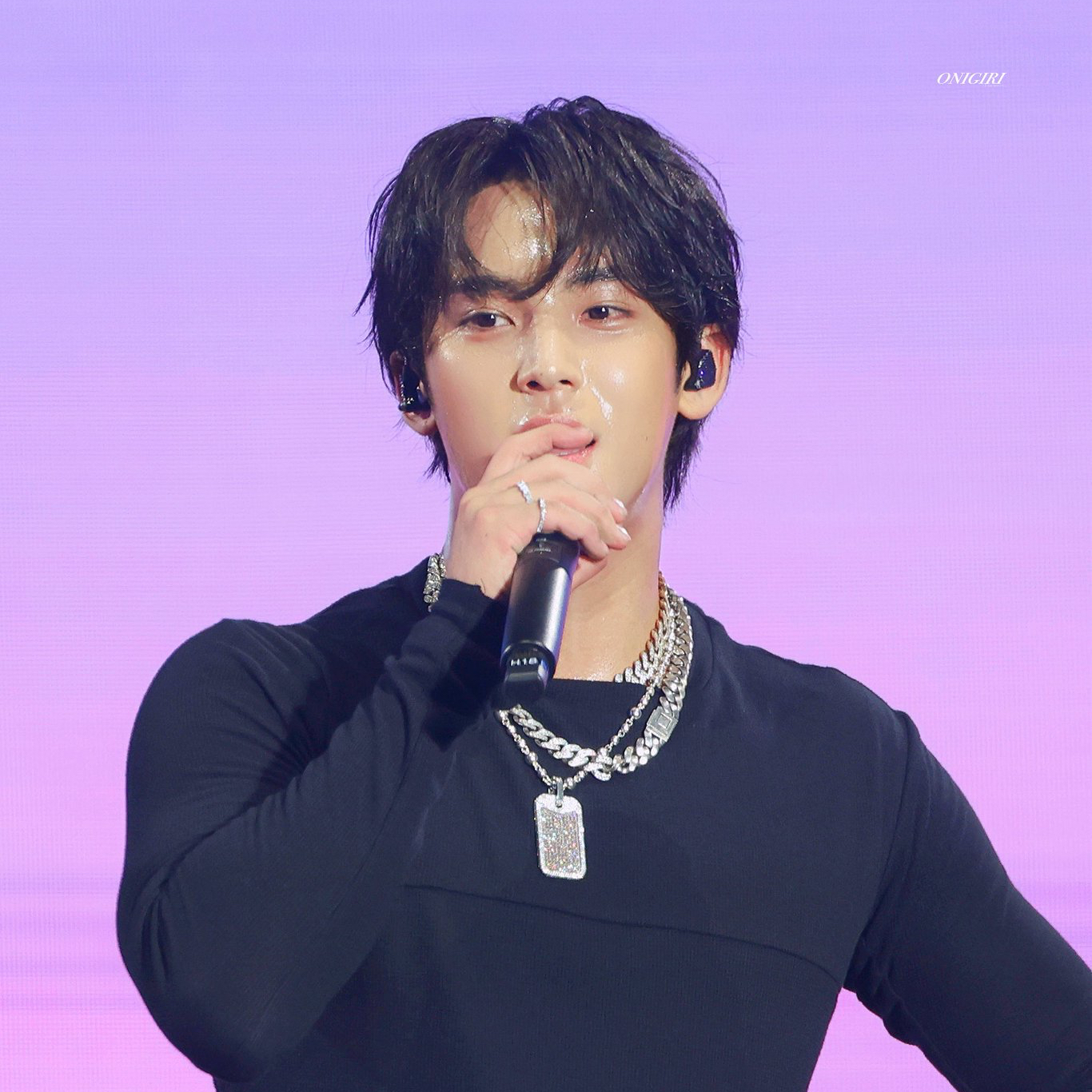 Latest photo of Mingyu (SEVENTEEN)