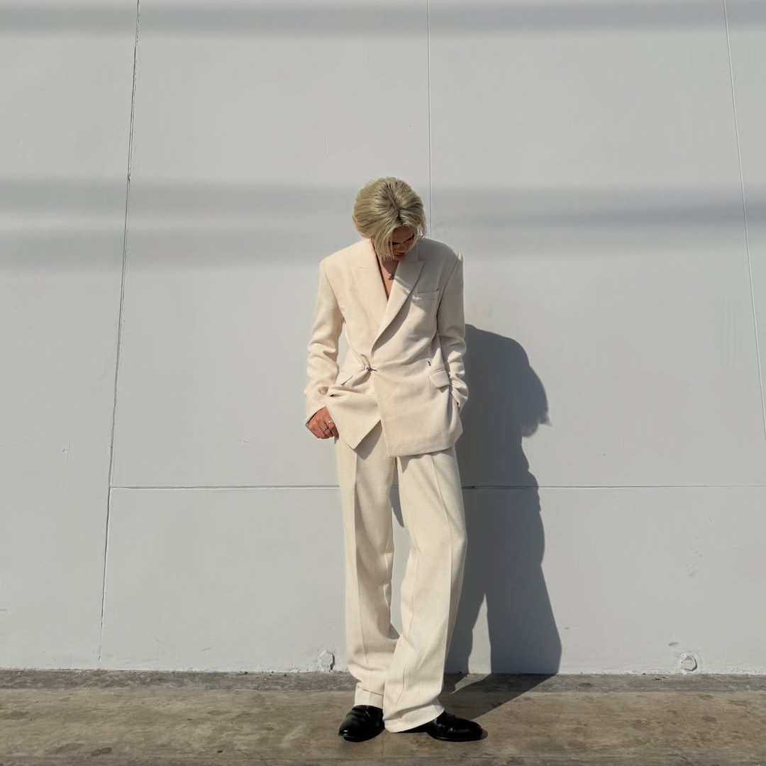 Behind-the-scenes cut of THI-O (NexT1DE)