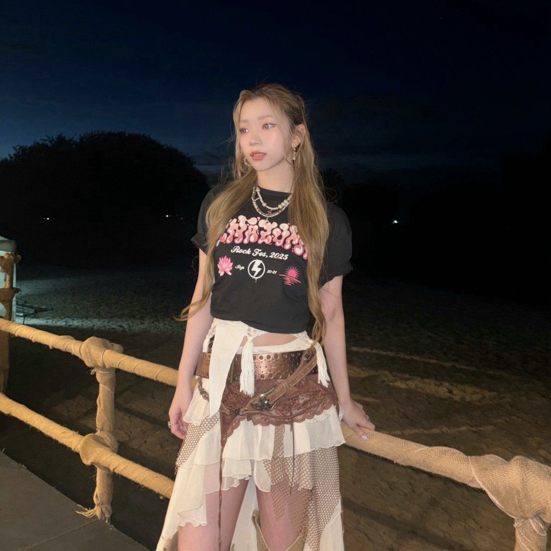 Recent activity shot of Sakaguchi Rino (IS:SUE)