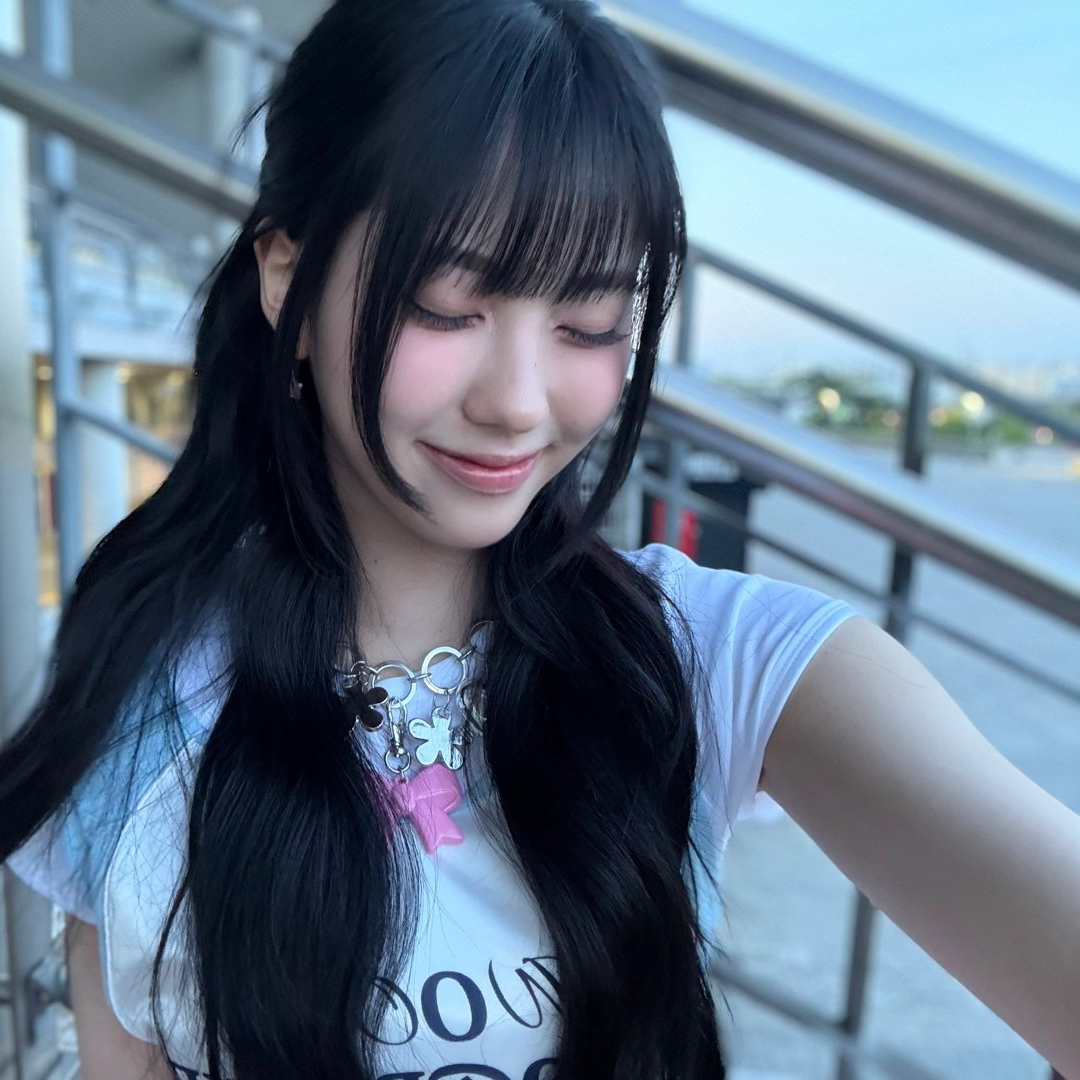 Behind-the-scenes cut of Koko (izna)