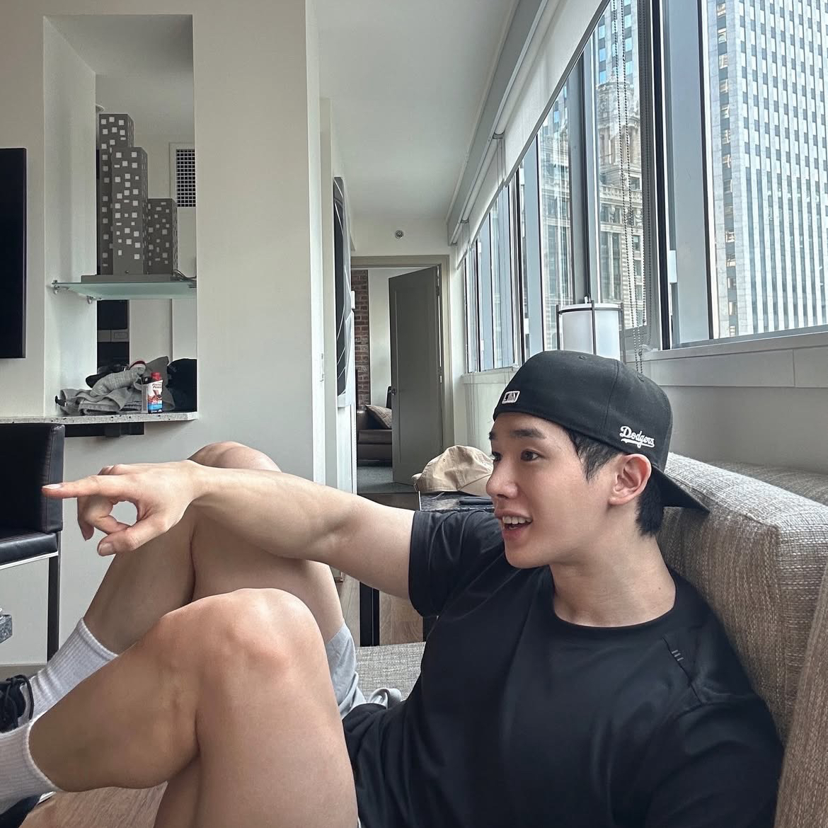 Behind-the-scenes cut of Wonho