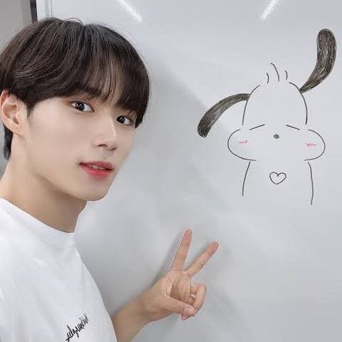 Latest photo of Kim Junseo (WEi)