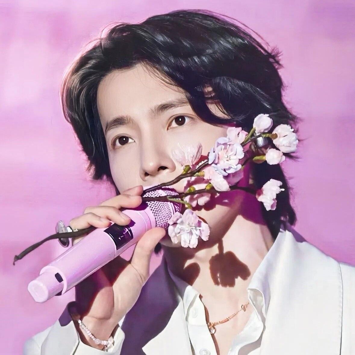 A moment captured by Donghae (Super Junior)'s fan