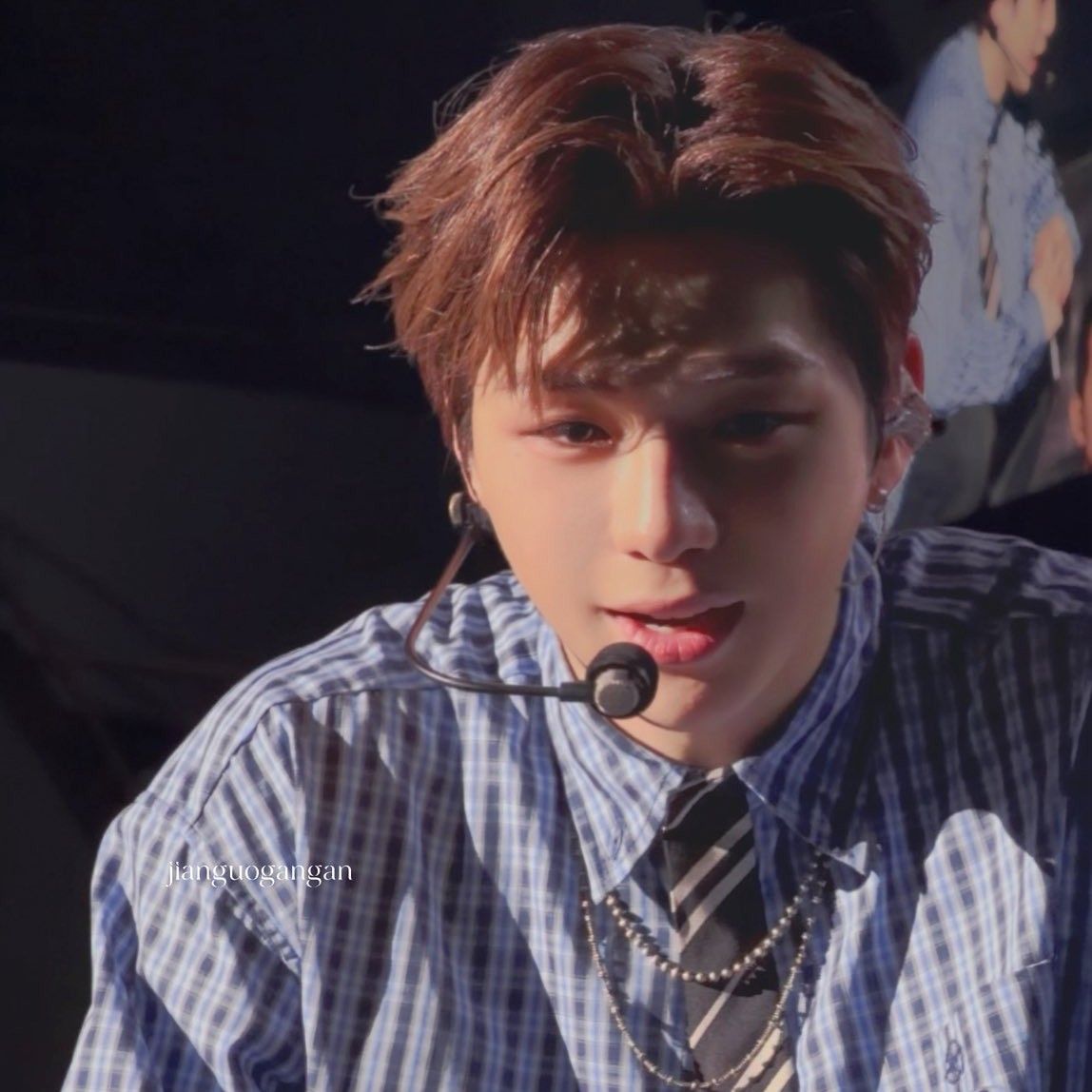 カン・ダニエルファンが撮った瞬間