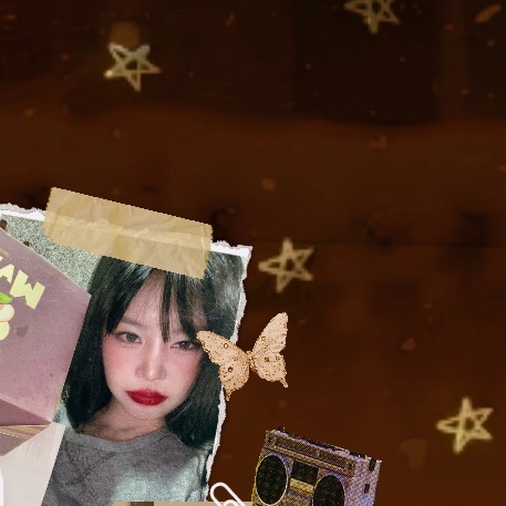 A moment captured by Soojin's fan