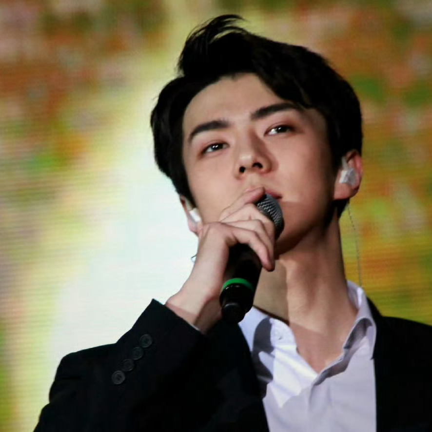 세훈 (EXO)의 비하인드 컷