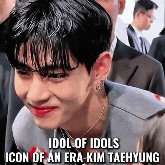 Latest photo of V (BTS)