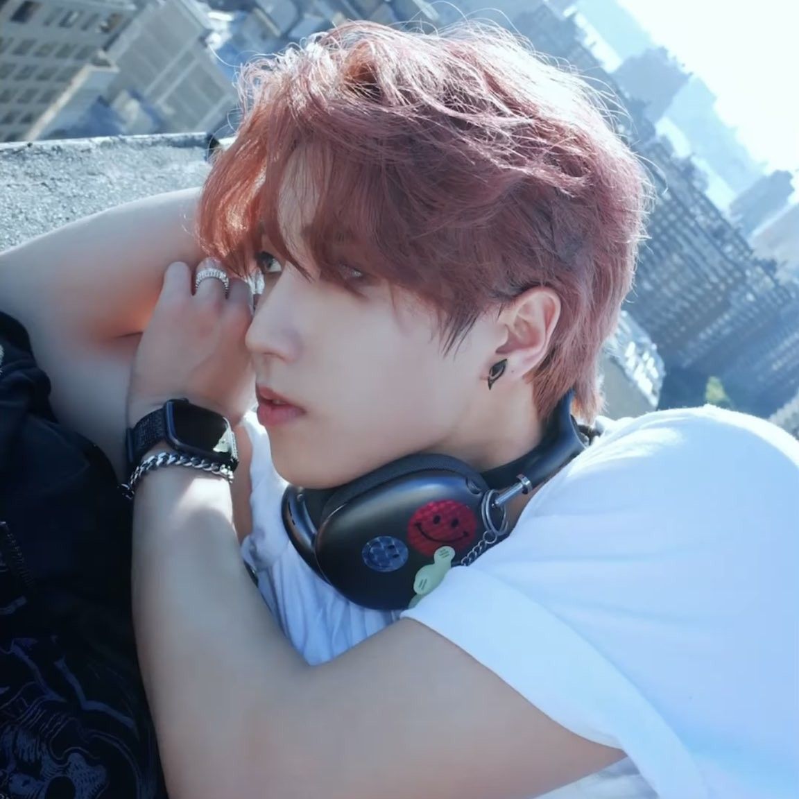 Latest photo of HAN (Stray Kids)
