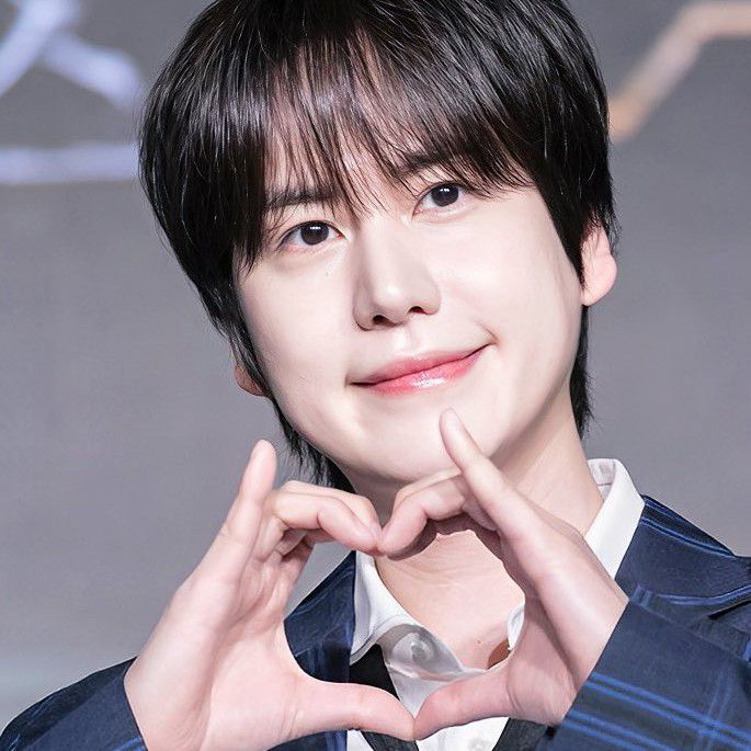 A moment captured by Kyuhyun (Super Junior)'s fan