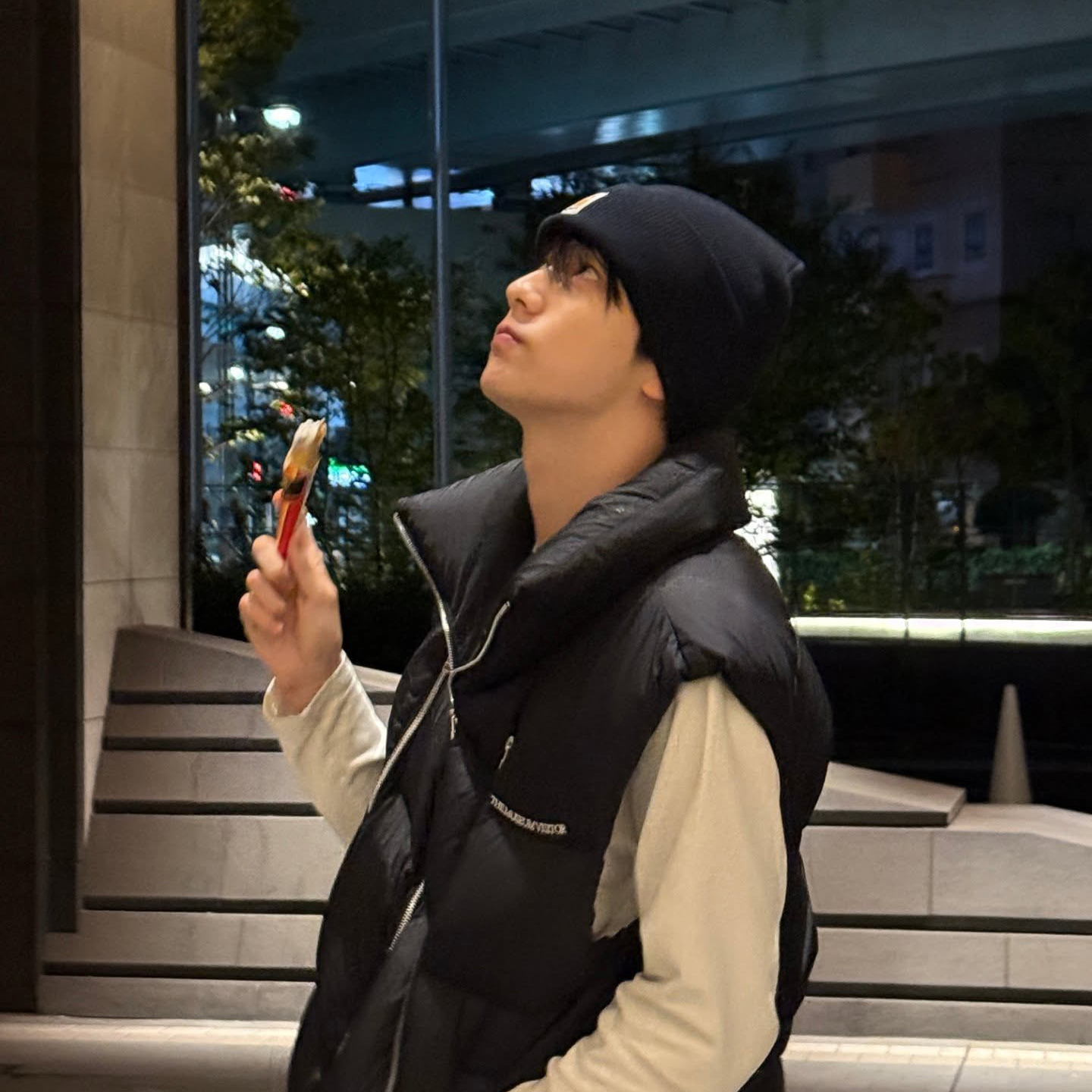 투모로우바이투게더의 비하인드 컷