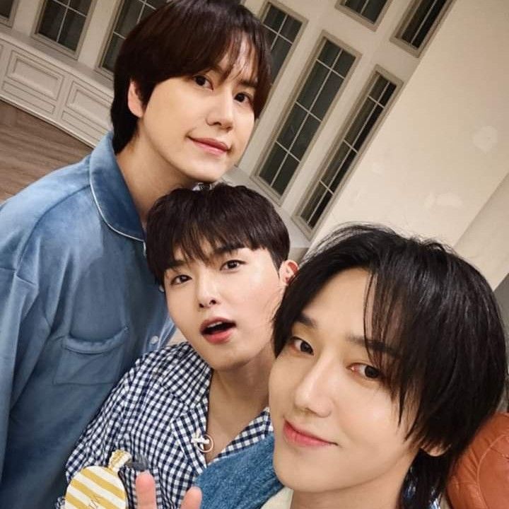 A moment captured by Ryeowook (Super Junior)'s fan