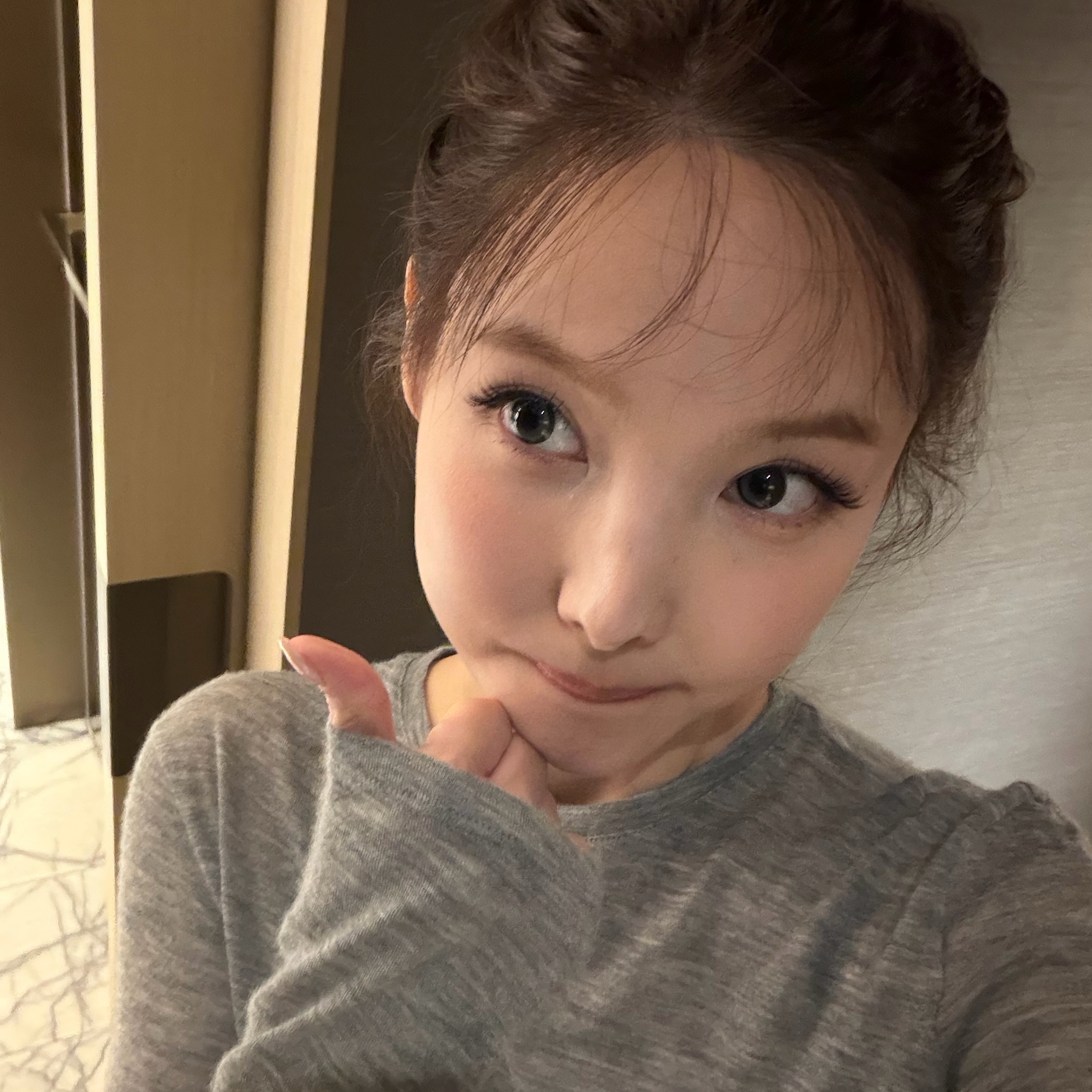 Potret di balik layar Nayeon (TWICE)