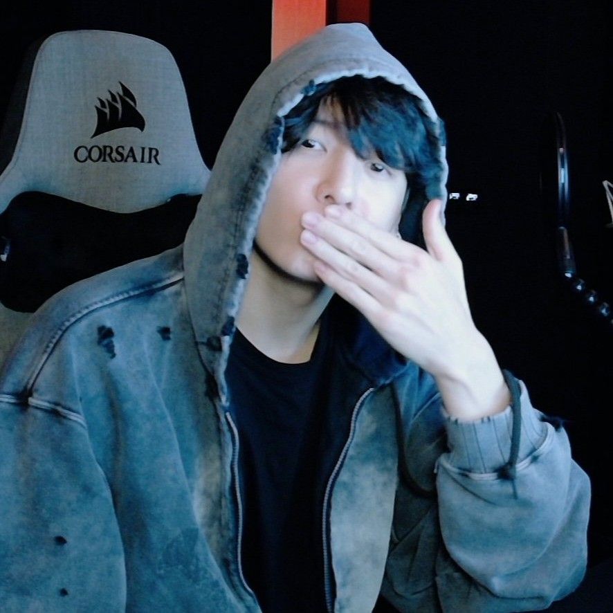 Potret di balik layar Jungkook (BTS)