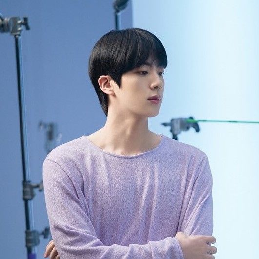 Today's hottest K-pop community feed
