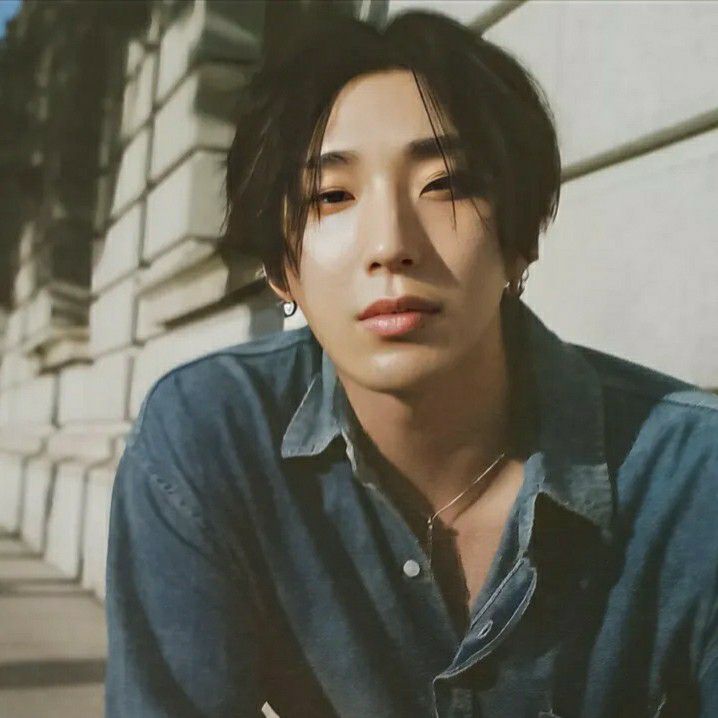 Behind-the-scenes cut of Jongup (B.A.P)