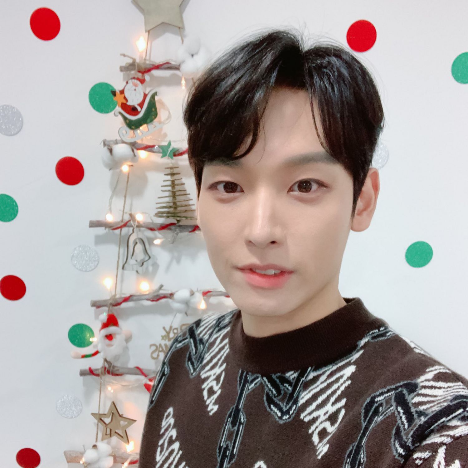 A moment captured by Inseong (SF9)'s fan