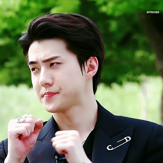 Foto aktivitas terbaru Sehun (EXO)