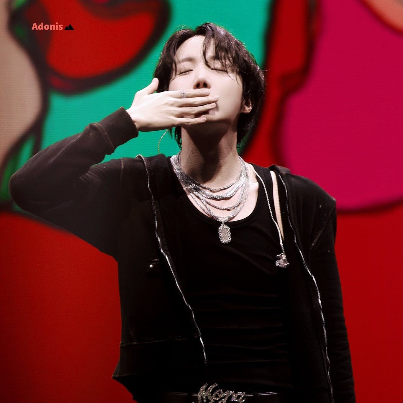 J-hope (防彈少年團)的最新照片