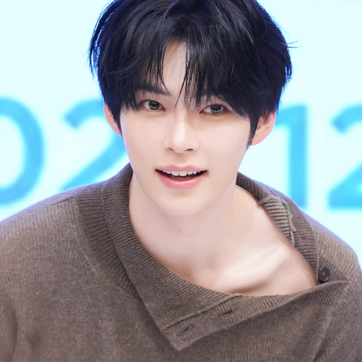 A moment captured by Sung Hanbin (ZEROBASEONE)'s fan