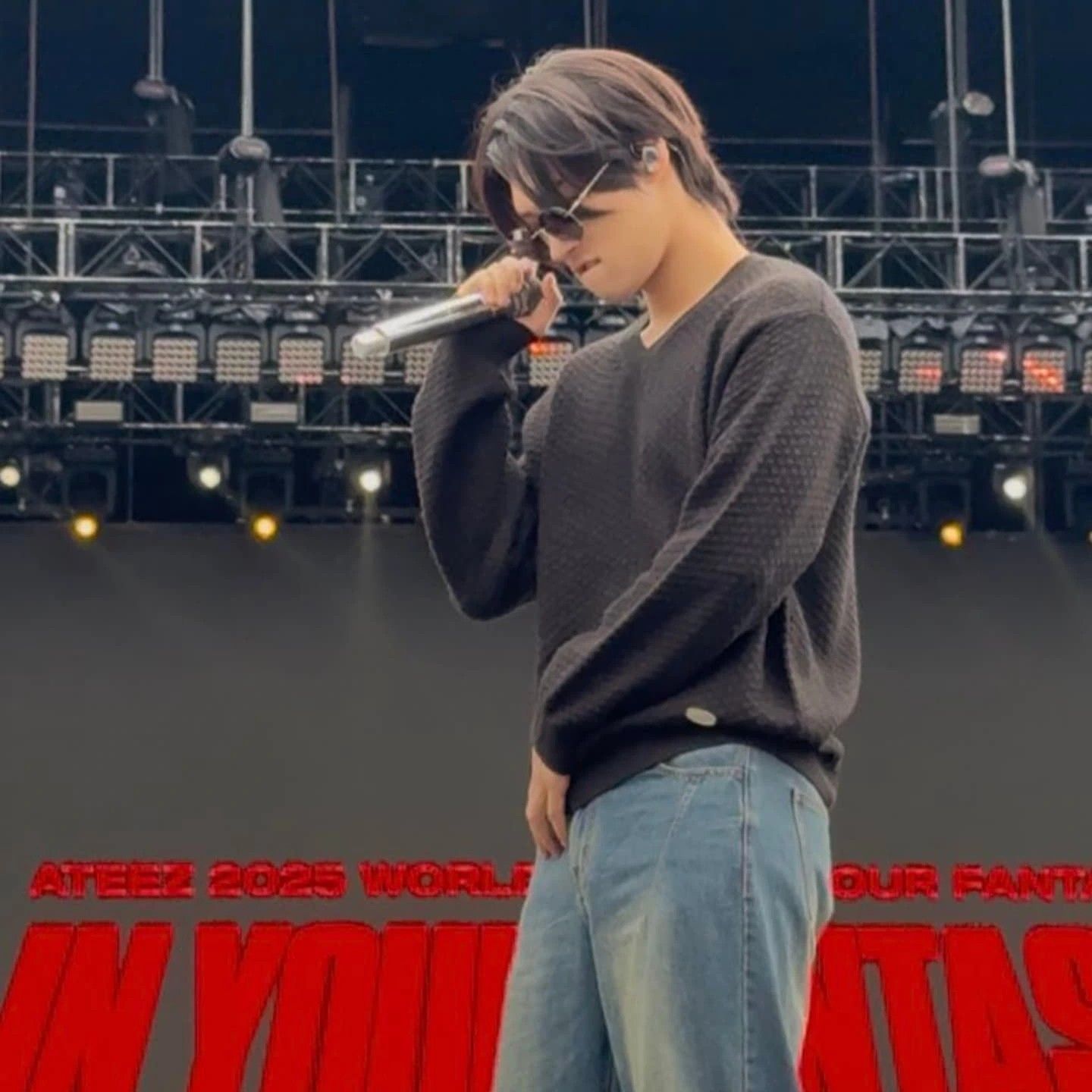 Behind-the-scenes cut of Mingi (ATEEZ)