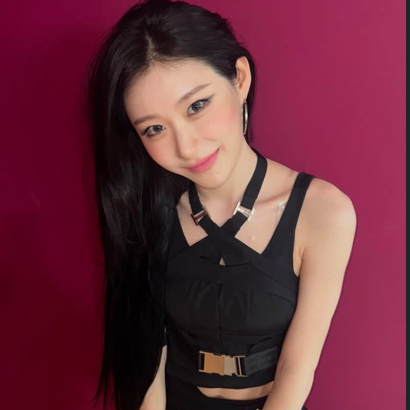 Recent activity shot of Chaeryeong (ITZY)