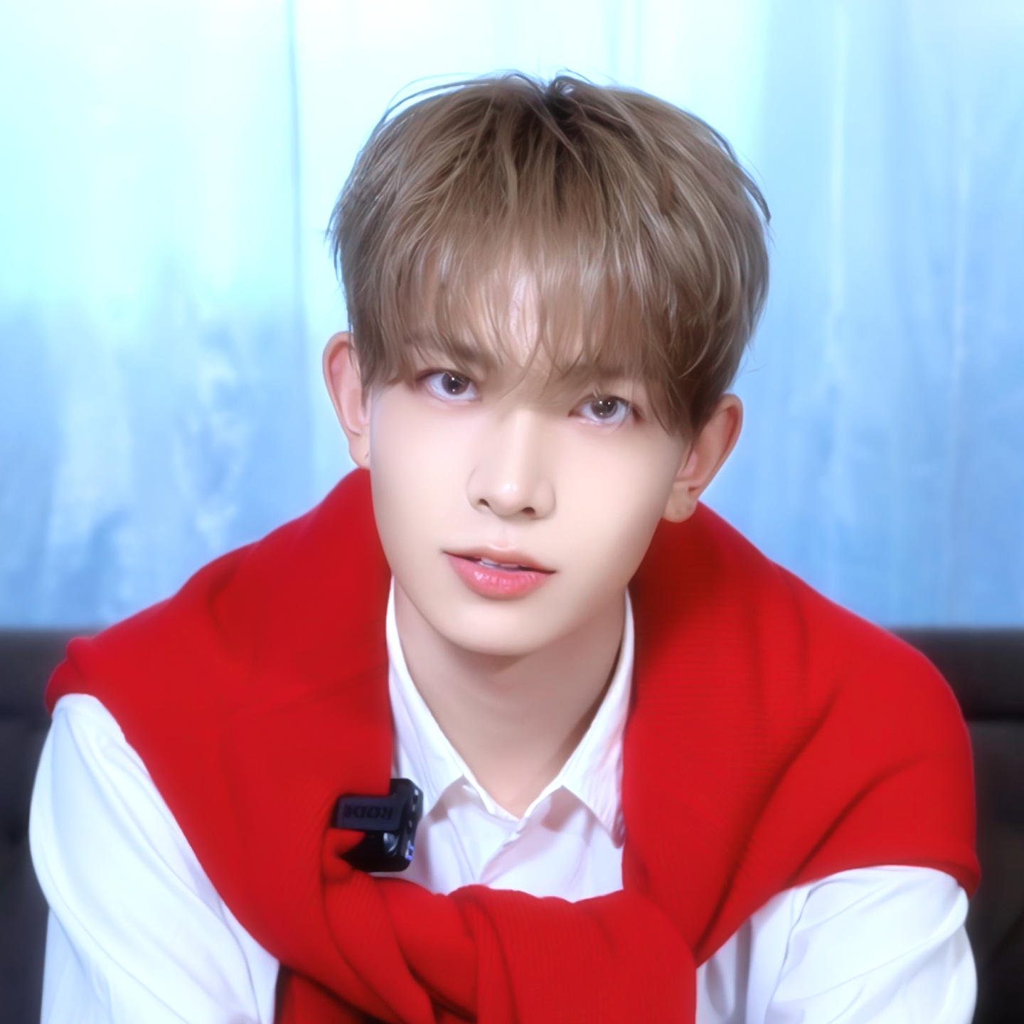 Foto terbaru Heeseung (ENHYPEN)