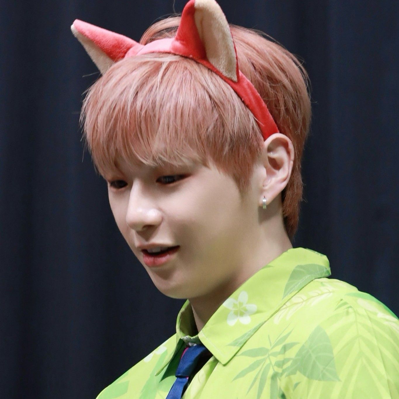 A moment captured by Kang Daniel's fan