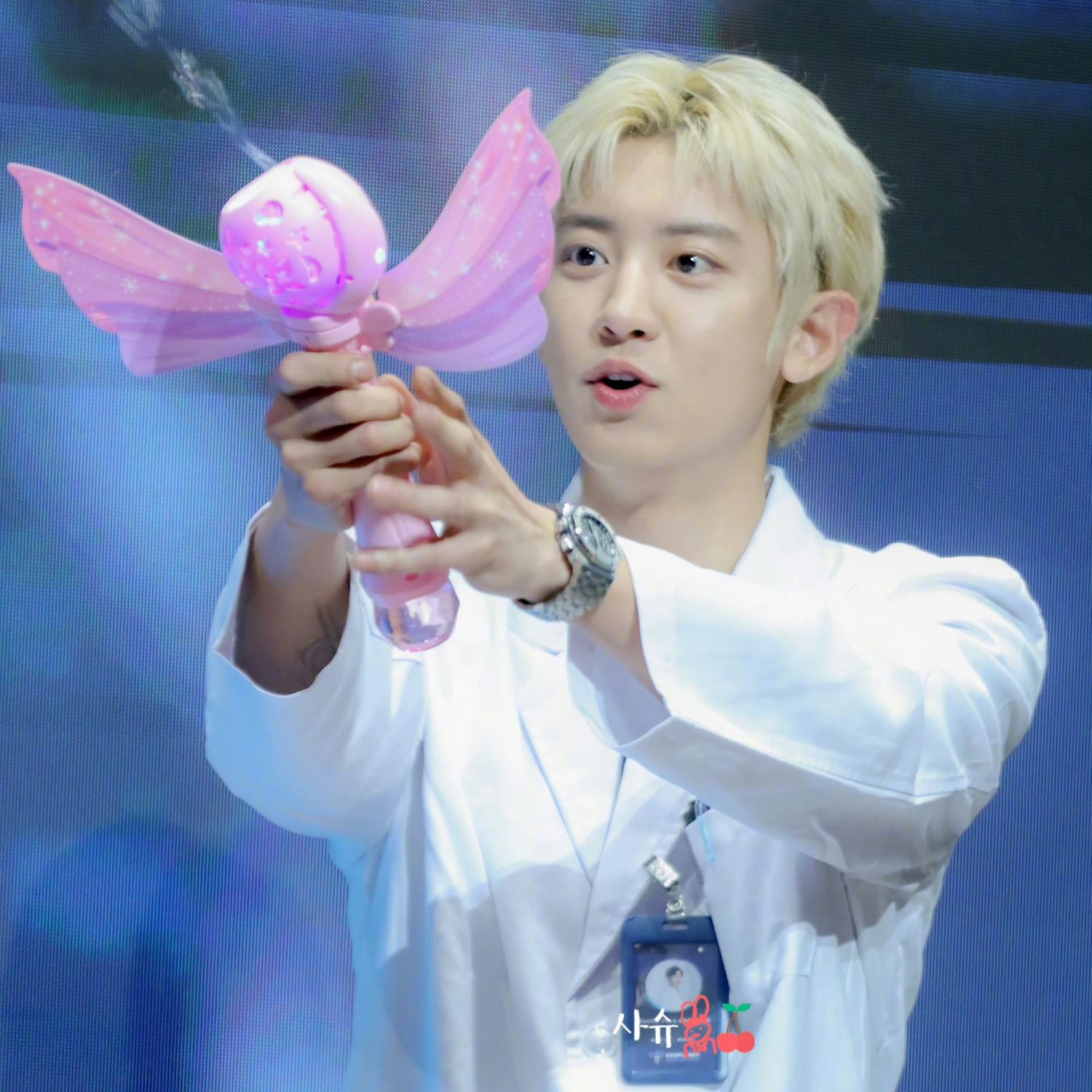 Behind-the-scenes cut of Chanyeol (EXO)