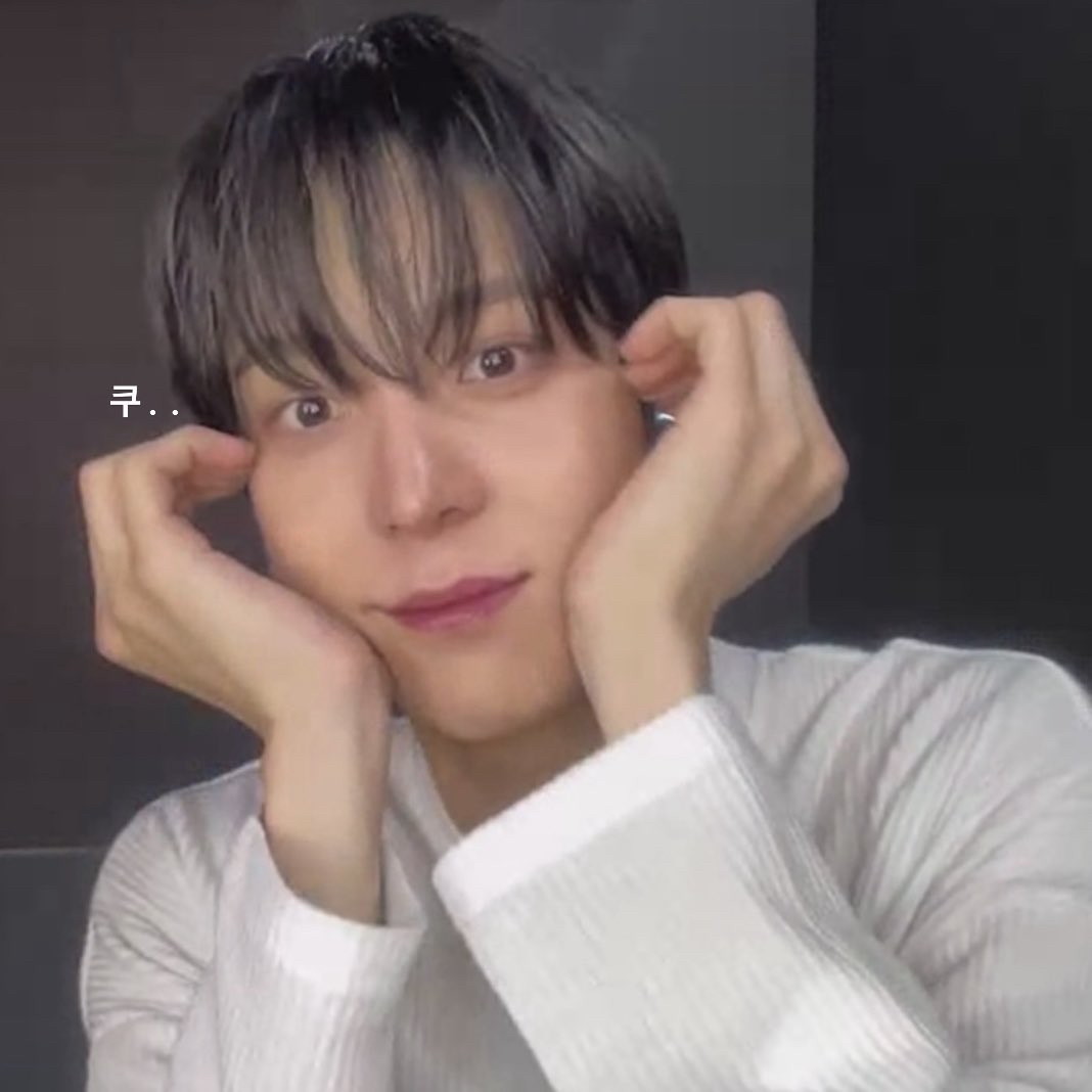 A moment captured by Yunho (ATEEZ)'s fan