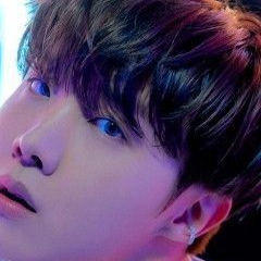 제이홉 (방탄소년단)의 최신 사진
