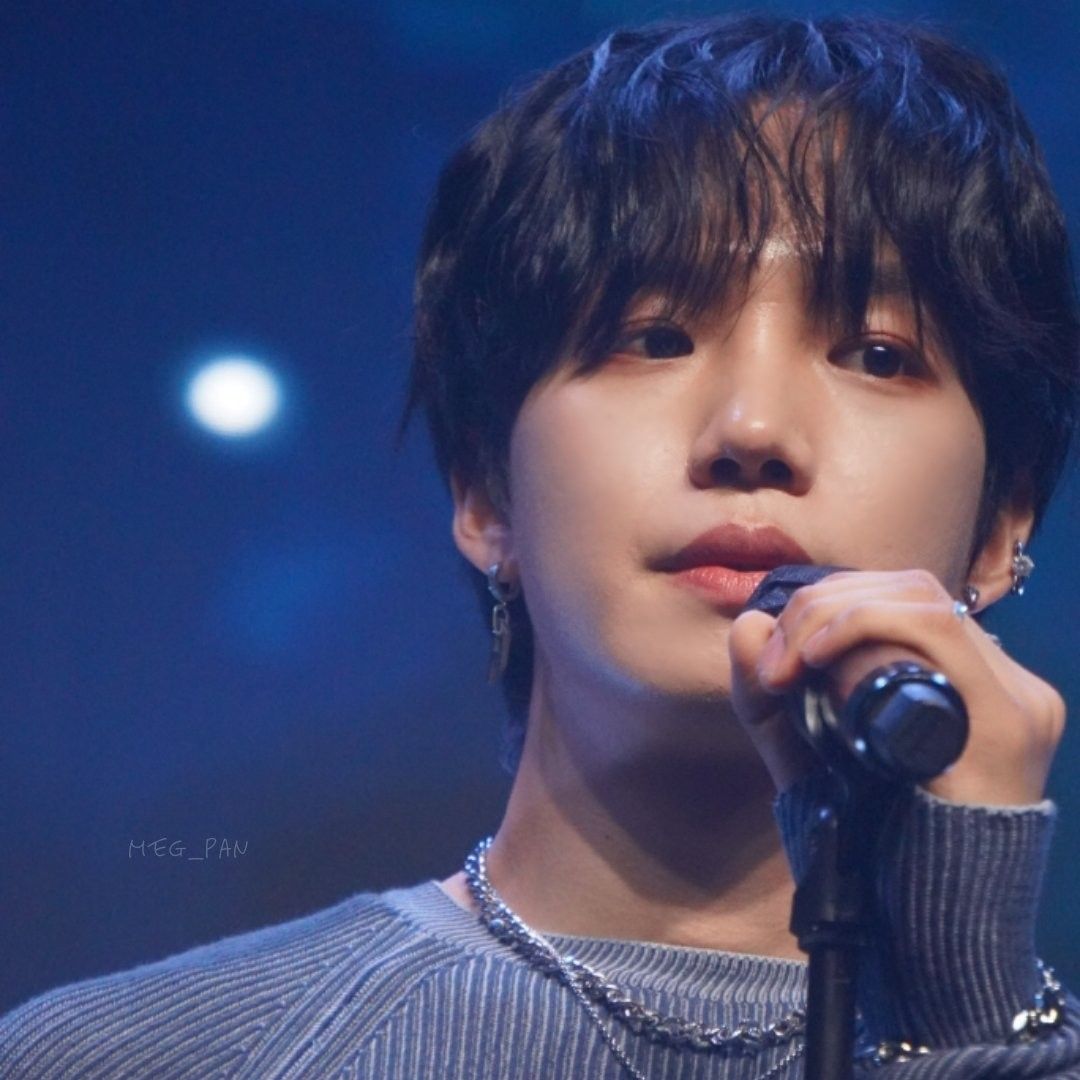 A moment captured by Lim Youngmin's fan