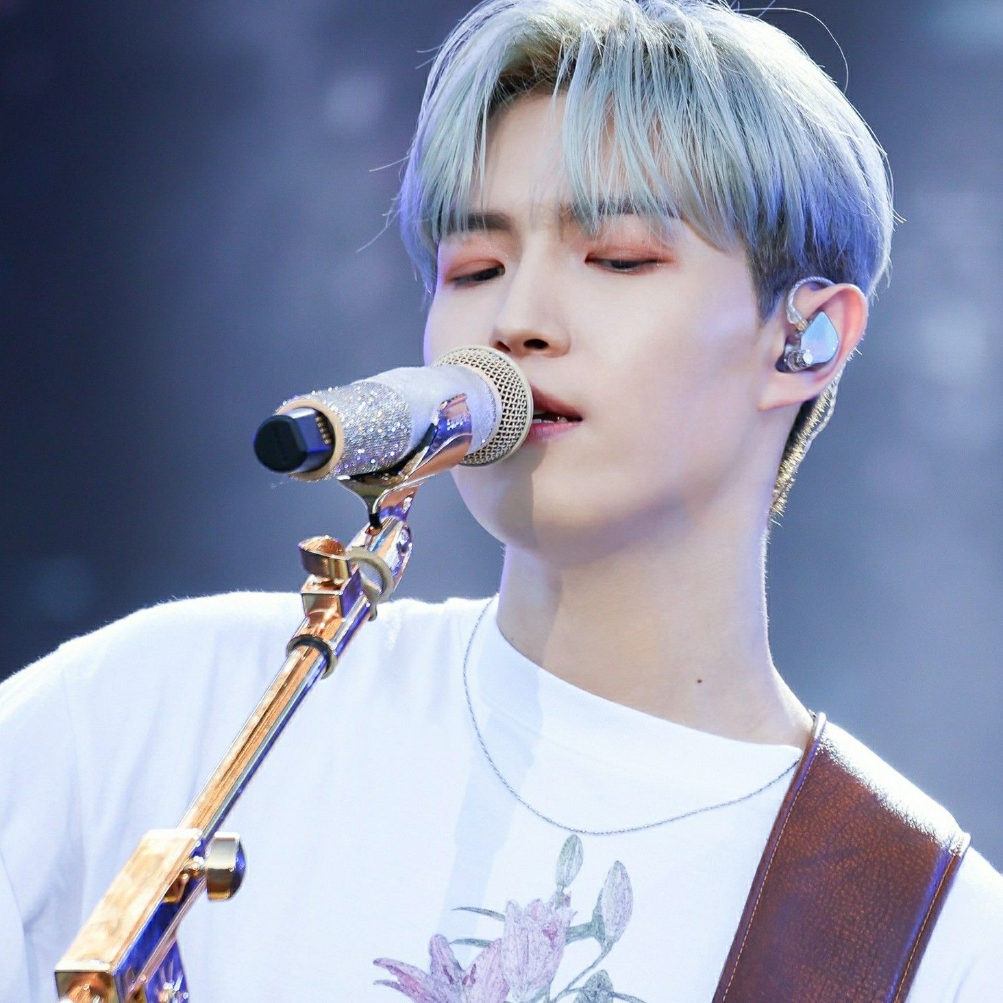 Behind-the-scenes cut of Kim Jaehwan