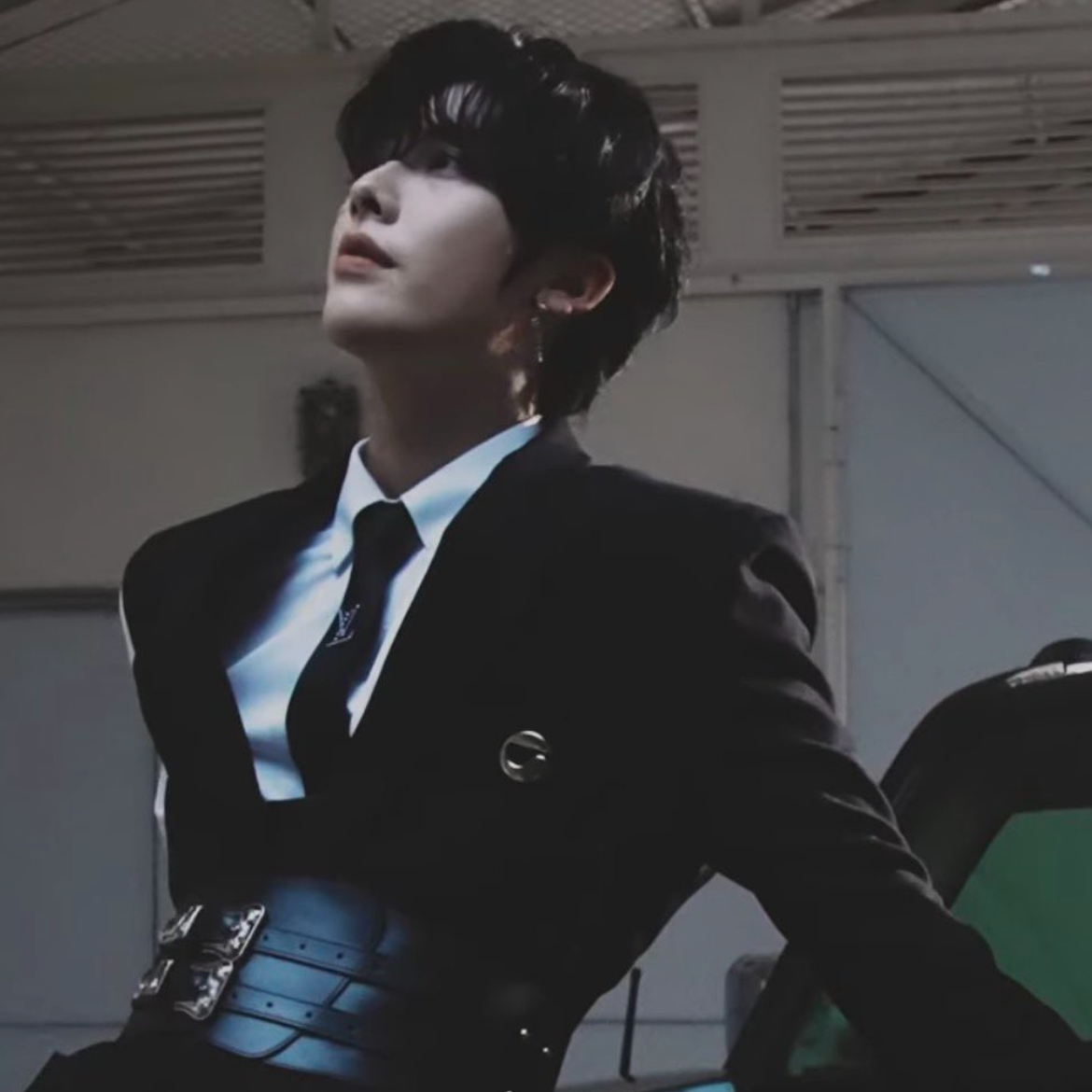 리키 (제로베이스원) 최근 활동샷