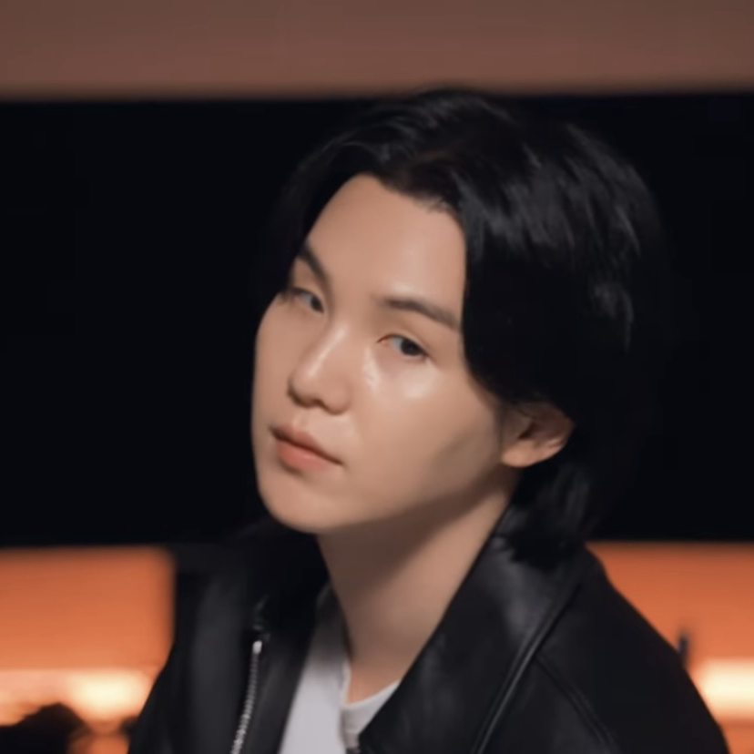 슈가 (방탄소년단) 최근 활동샷