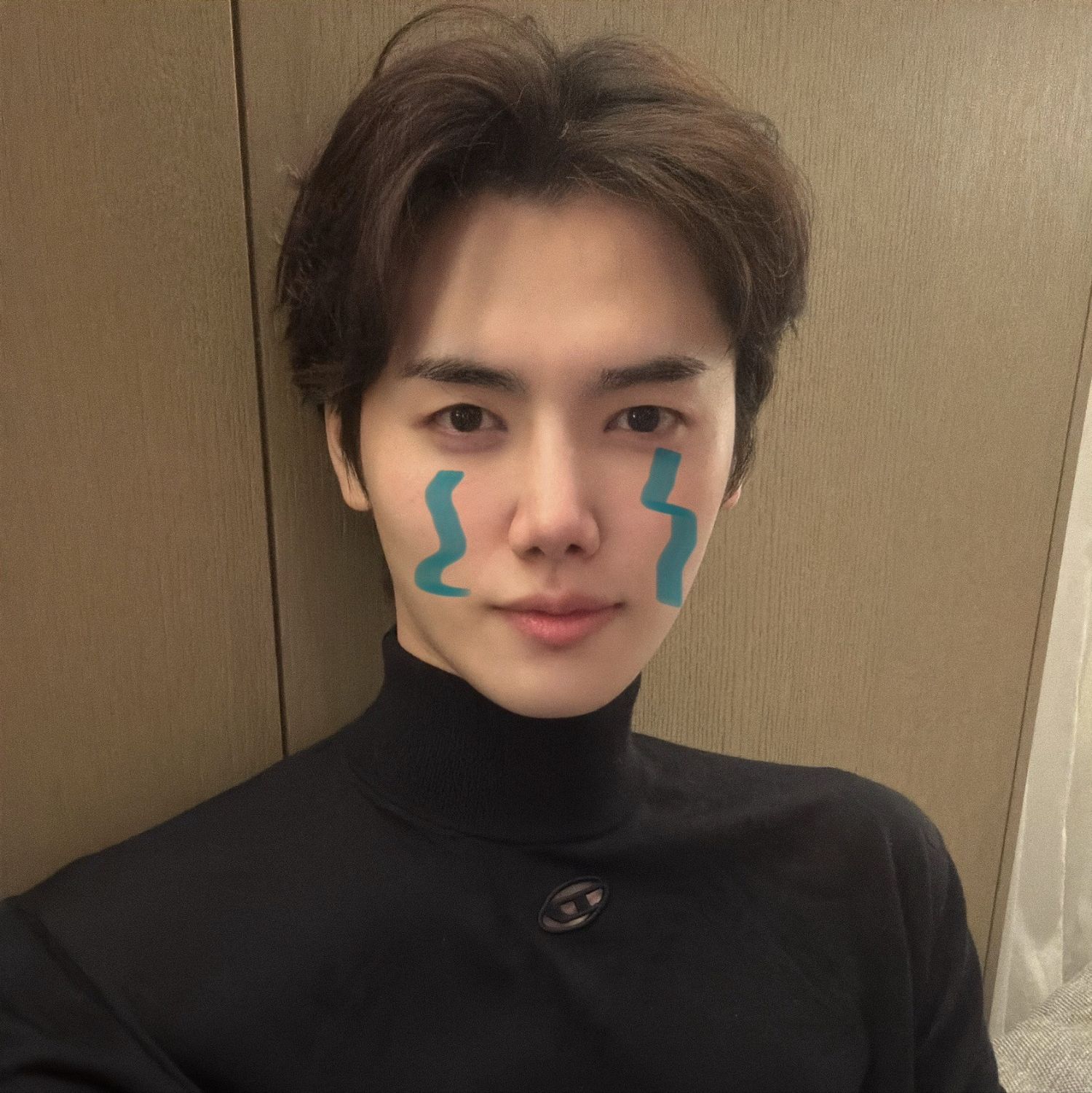 A moment captured by Minhee (CRAVITY)'s fan