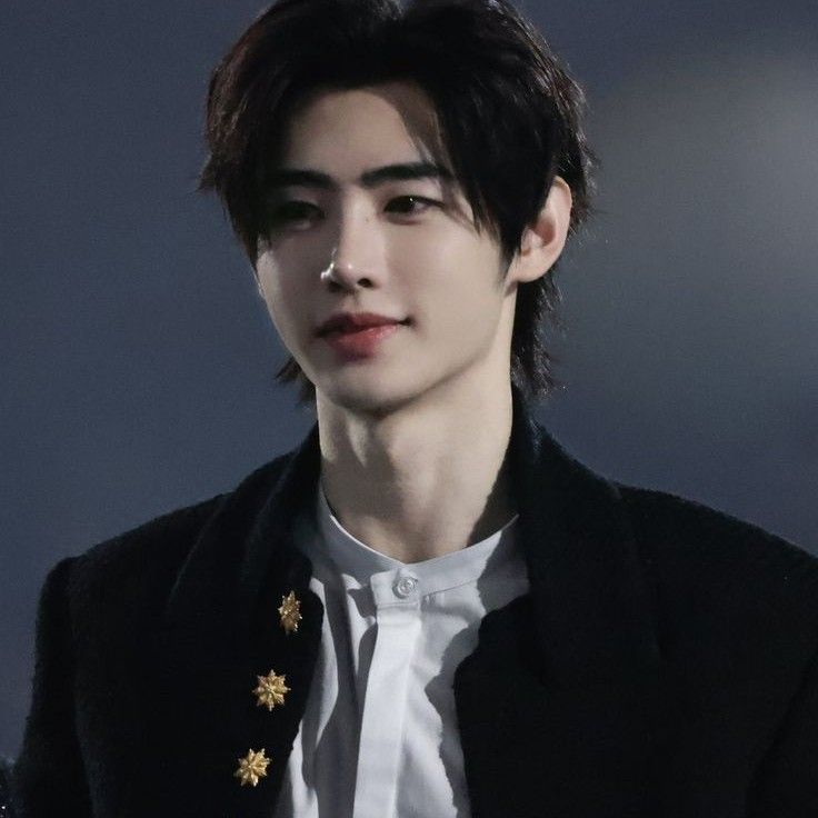 성훈 (ENHYPEN)의 비하인드 컷