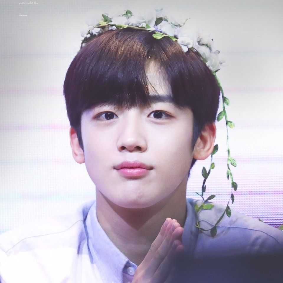 A moment captured by Kim Yohan (WEi)'s fan