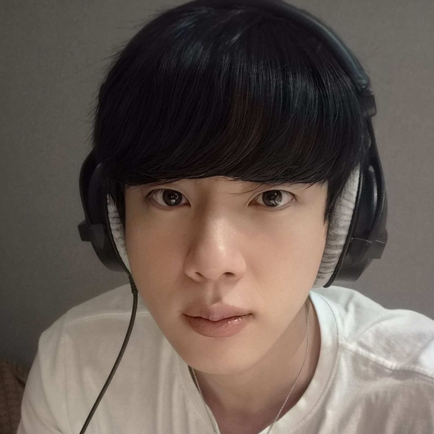 진 (방탄소년단)의 최신 사진